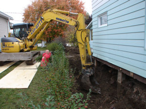 Le spécialiste en agrandissement, construction, rénovation excavation, de maison, toiture, plancher, mur de fondation, salle de bain, cuisine, patio, terrasse, deuxième étage à Laval, Mirabel, Boisbriand, Blainville, Saint-Eustache et sur la Rive-Nord et ses environs / Construction DanYv situé à Rosemère sur la Rive-Nord de Montréal